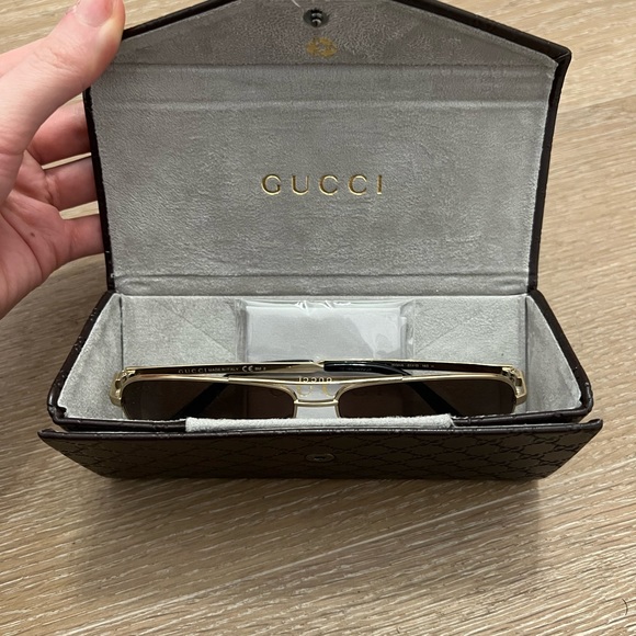 Gucci Pilot Frame Sunglasses - Picture 6 of 10